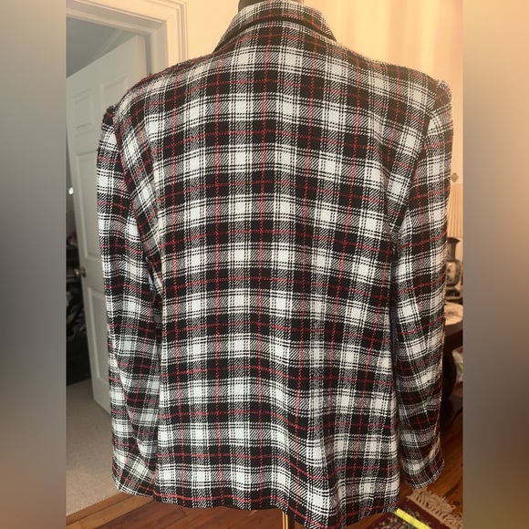 🔥🔥Vintage plaid blazer with velvet button and trimming - Picture 4 of 5